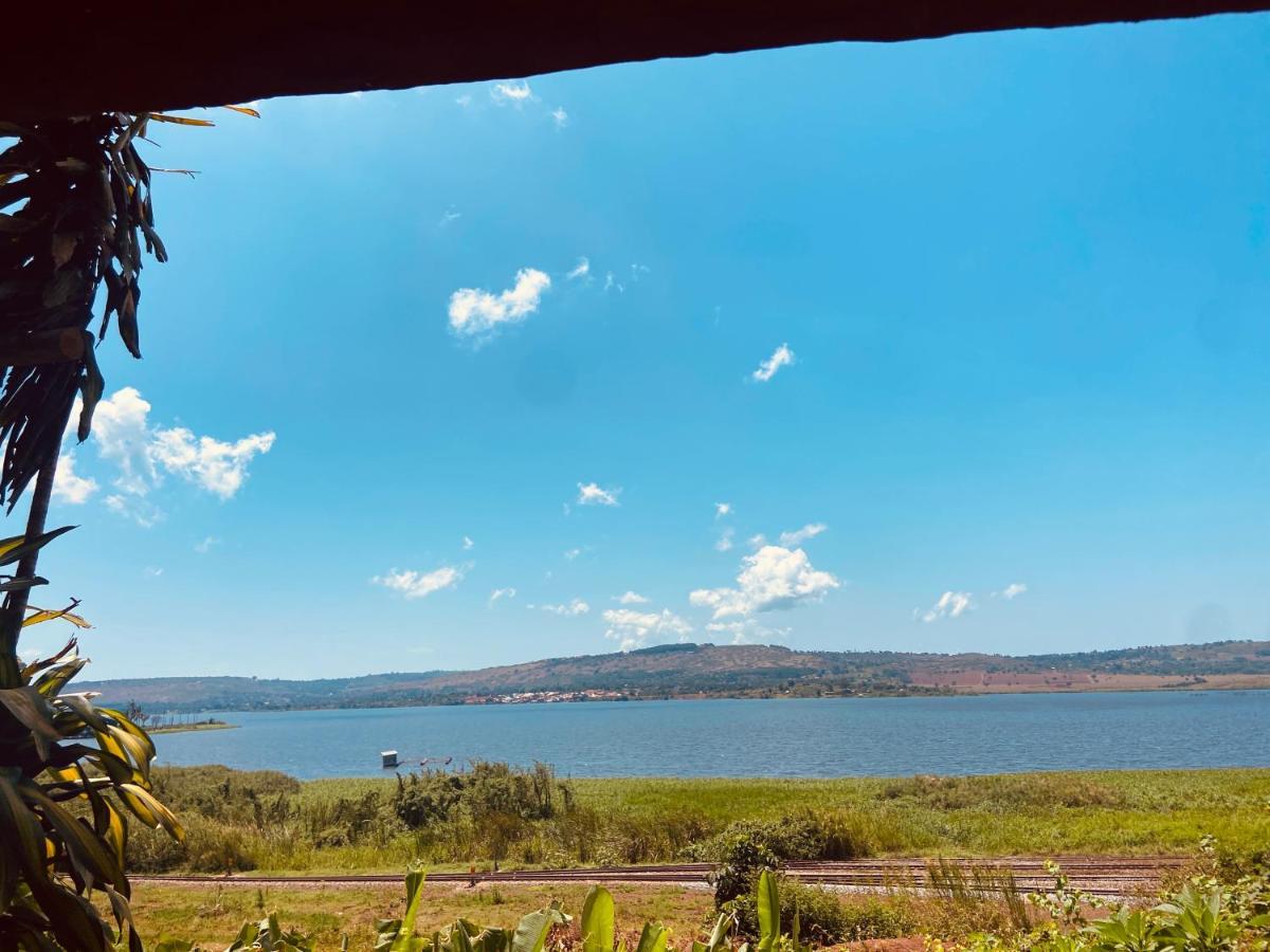Home On The Nile Ernest Hemingway Suite Jinja Exterior photo