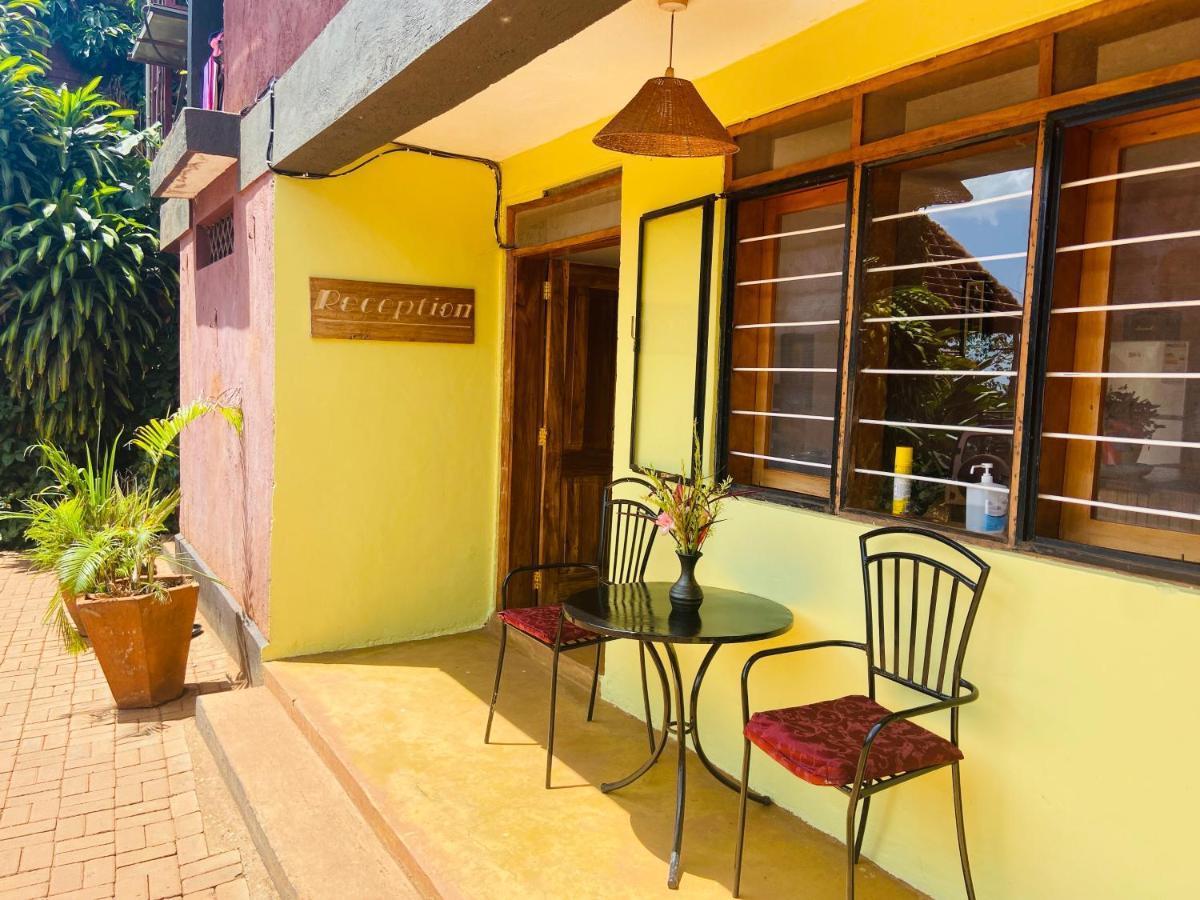 Home On The Nile Ernest Hemingway Suite Jinja Exterior photo